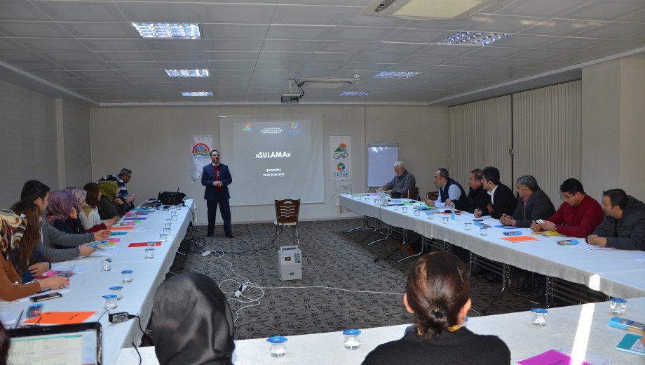 Yayım Elemanlarına “Basınçlı Sulama Sistemlerinin Projelendirilmesi ve Sulama Zaman Planlaması” eğitimi gerçekleştirildi.