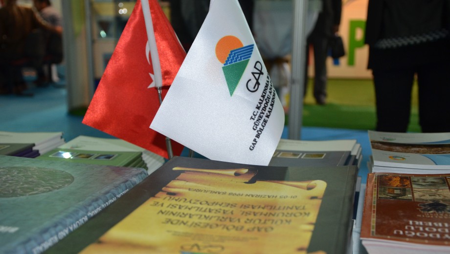 Şanlıurfa Gıda, Tarım Ve Hayvancılık Fuarı 11-14 Mart tarihleri arasında gerçekleştirilmektedir