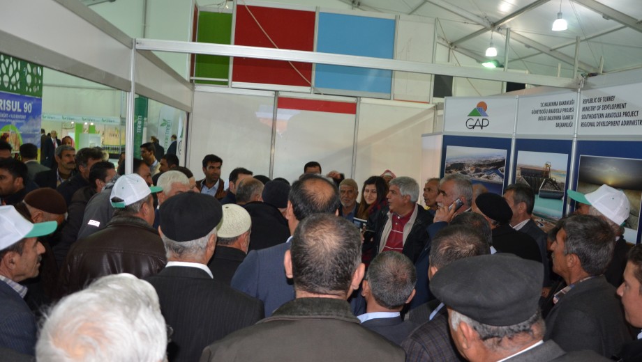 Şanlıurfa Gıda, Tarım Ve Hayvancılık Fuarı 11-14 Mart tarihleri arasında gerçekleştirilmektedir