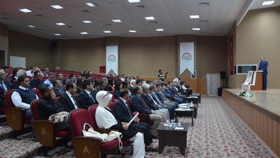 GAP Bölgesi “1. Araştırma-Yayım İşbirliği Toplantısı” Şanlıurfa’ da yapıldı.