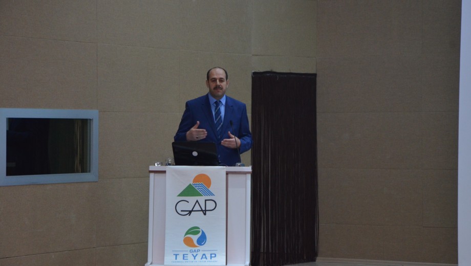 GAP Bölgesi “1. Araştırma-Yayım İşbirliği Toplantısı” Şanlıurfa’ da yapıldı.