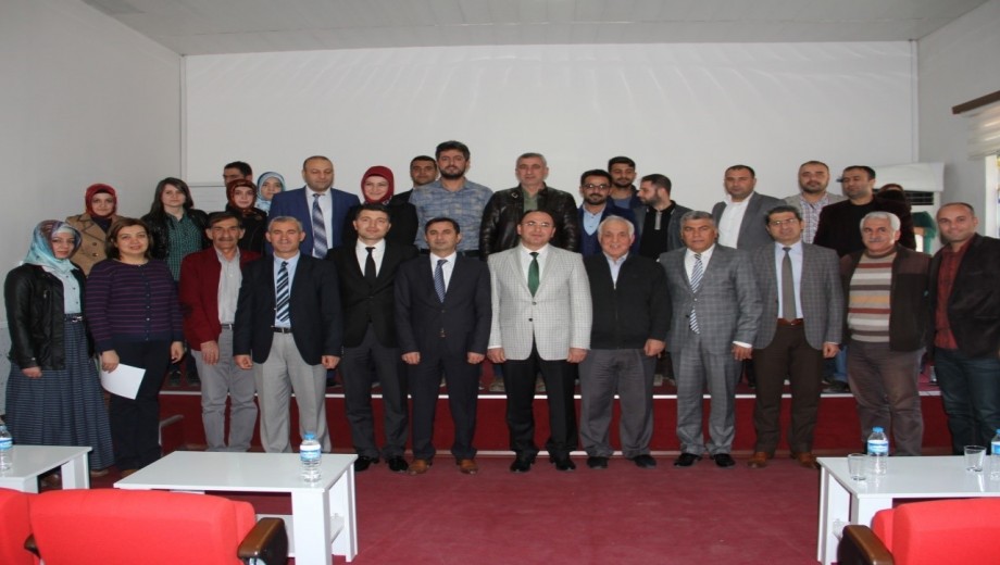 GAP-TEYAP Model Uygulama Programı Kapsamında Serbest Tarım Danışmanlarına Adıyaman da “Badem Yetiştiriciliği” Eğitimi gerçekleştirilmiştir.