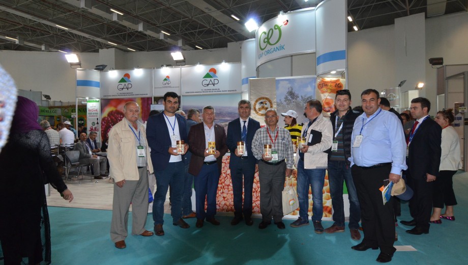 GAP BKİ Kırsal-Tarımsal Kalkınma Projeleri Koordinasyon Toplantısı gerçekleştirilmiş ve Ekoloji İzmir Fuarı’ na katılım sağlanmıştır.