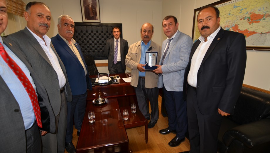 GAP TEYAP Çiftçi Örgütleri Merkezli Çoğulcu Yayım Modeli kapsamında çalışılan çiftçi örgütleri başkanları Bölge Müdürlüğümüze teşekkür ziyaretinde bulundu