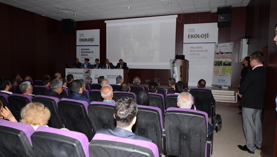 GAP TEYAP kapsamında düzenlenen organizasyon ile çiftçilerimiz “GAP’ ta Tarımsal Örgütlenme ve İhracat” konulu panele ve Ekoloji İzmir Fuarı’ na katılım sağlamıştır.