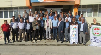 GAP TEYAP organizasyonunda Gaziantep Şehitkamil Kiraz Üreticileri Birliğine üye çiftçilere kiraz hastalıkları-zararlıları, çiftçi örgütlemesi, ürün işleme ve değerlendirme konularına yönelik teknik gezi düzenlendi.