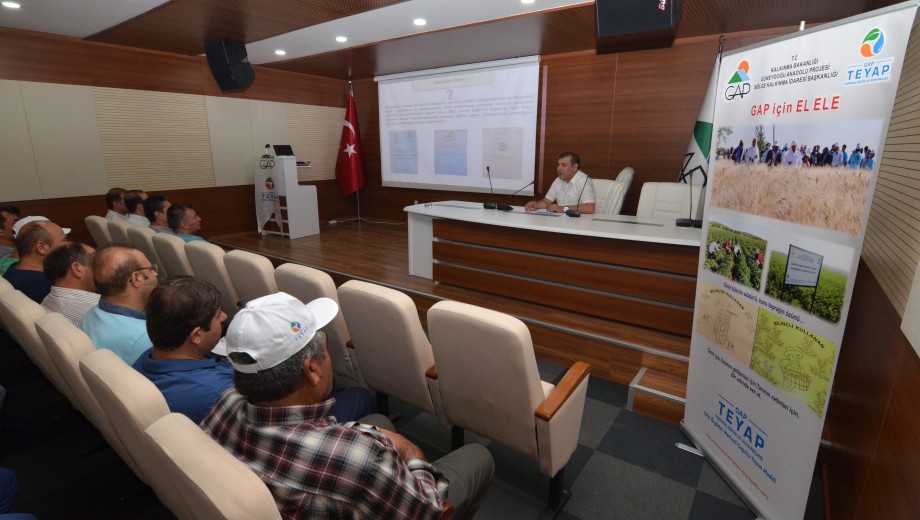 GAP TEYAP tarafından Konya Ovası Projesi (KOP) çiftçileri yapılan faaliyetler hakkında bilgilendirildi